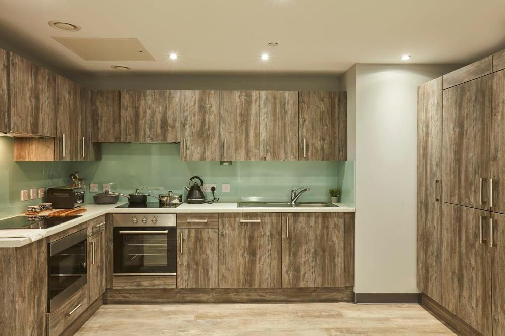 Apartment Crown Place Norwich: Student-focused With Shared Kitchen *