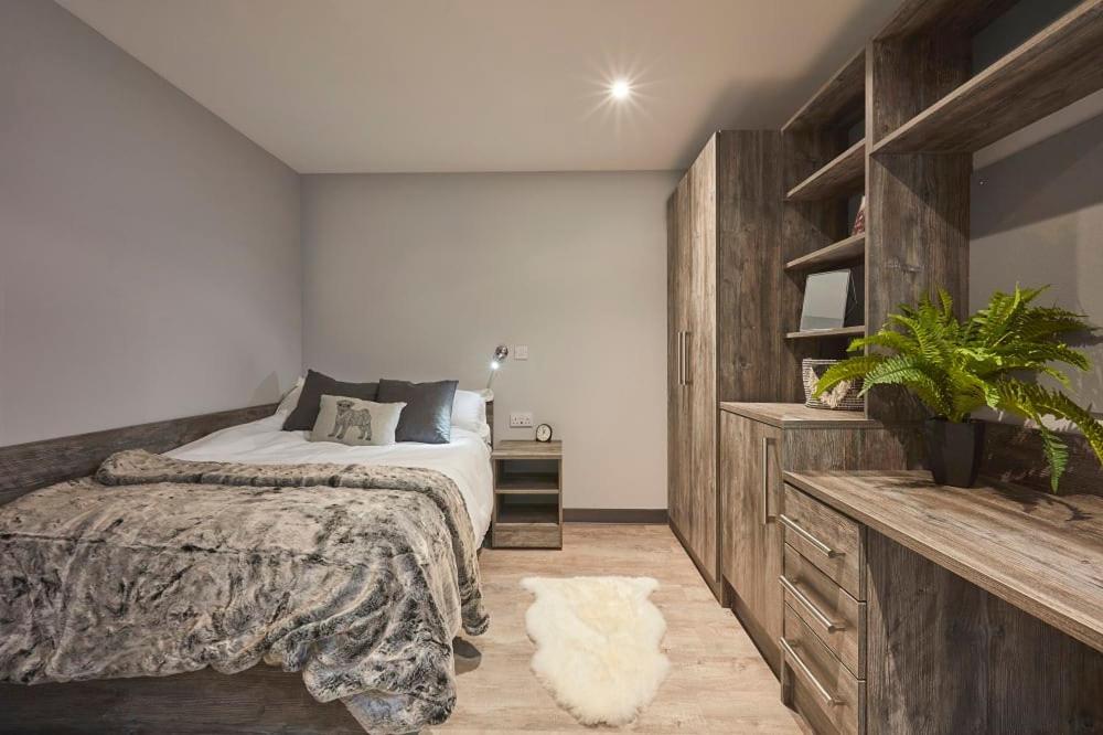 Crown Place Norwich: Student-focused With Shared Kitchen Apartment