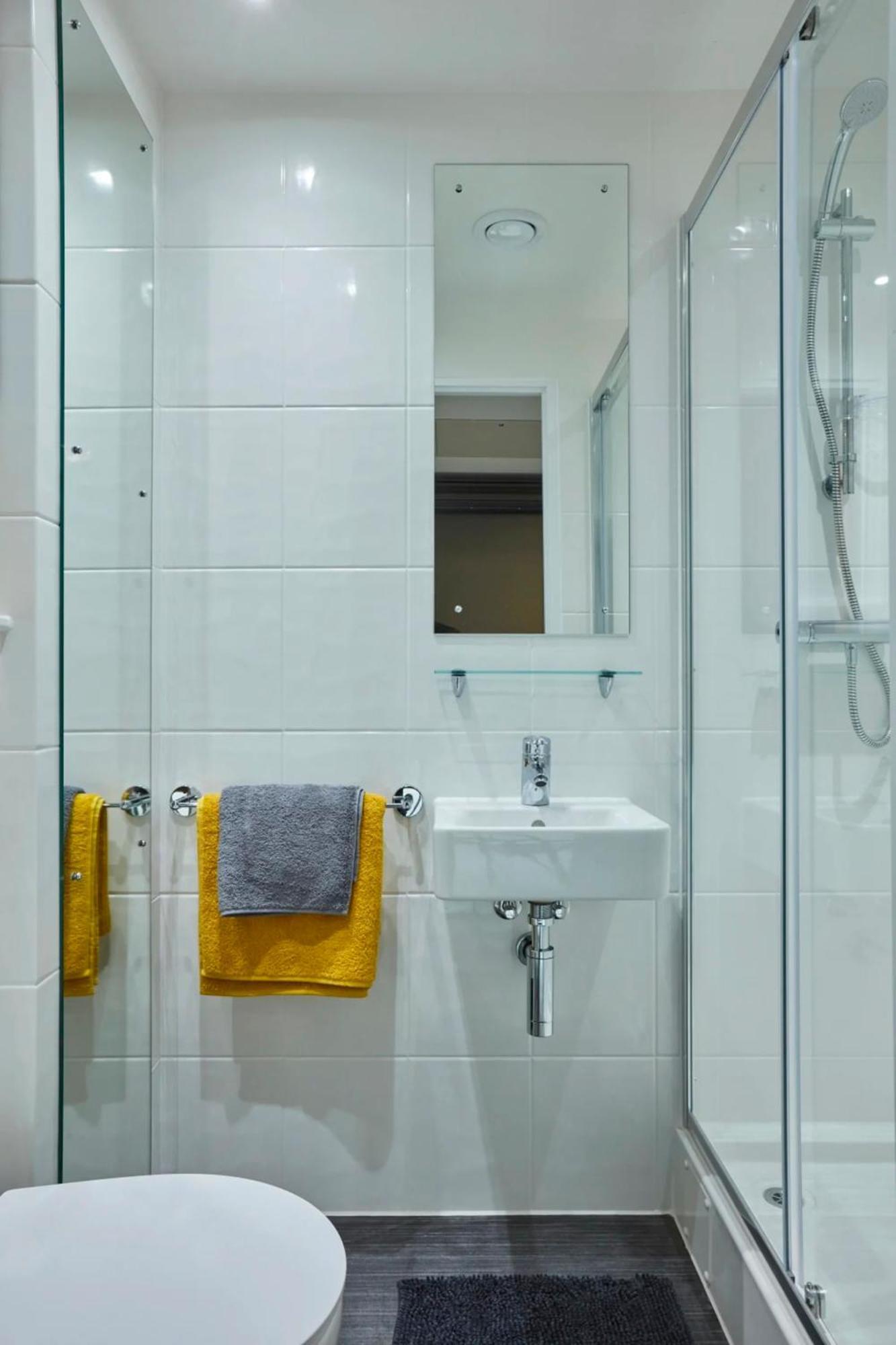 Apartment Crown Place Norwich: Student-focused With Shared Kitchen
